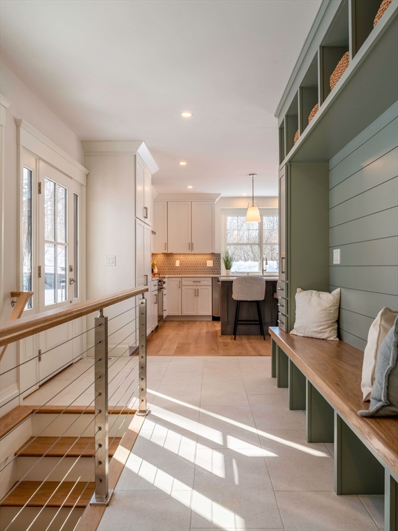 7 Colburn Street Gloucester, MA 01930 - Photo 5 of 38