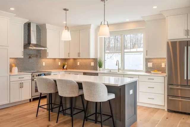 $1,700,000 | 7 Colburn Street, Gloucester, MA 01930