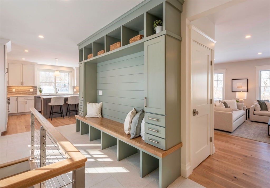 7 Colburn Street Gloucester, MA 01930 - Photo 7 of 39