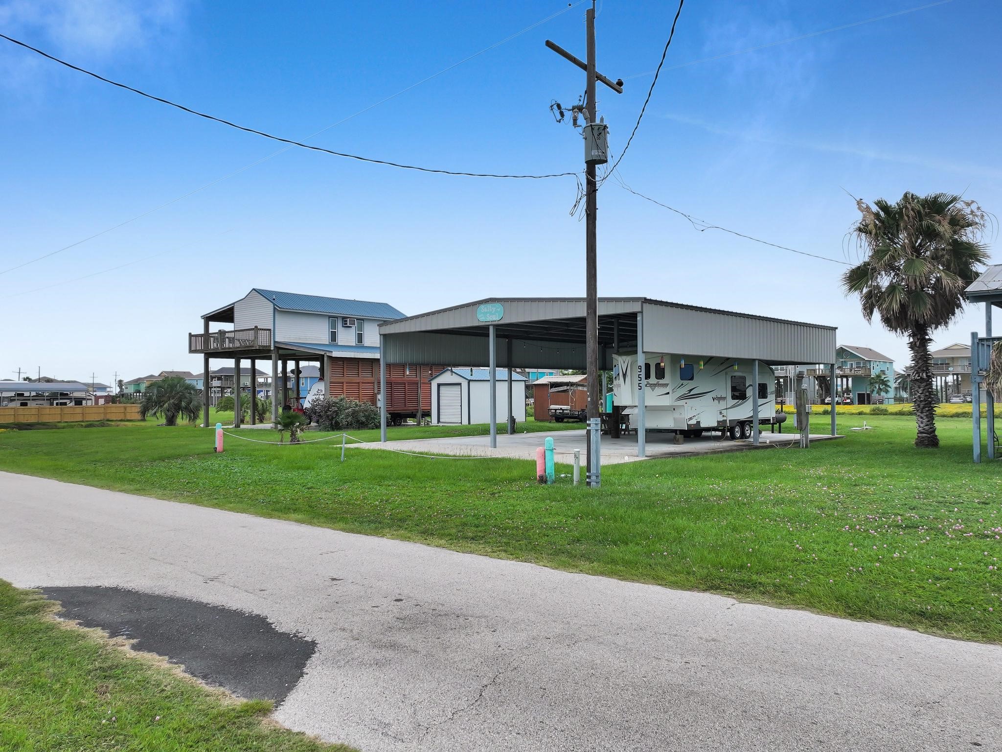 955 O' Neil Road Crystal Beach, TX 77650 - Photo 5 of 17