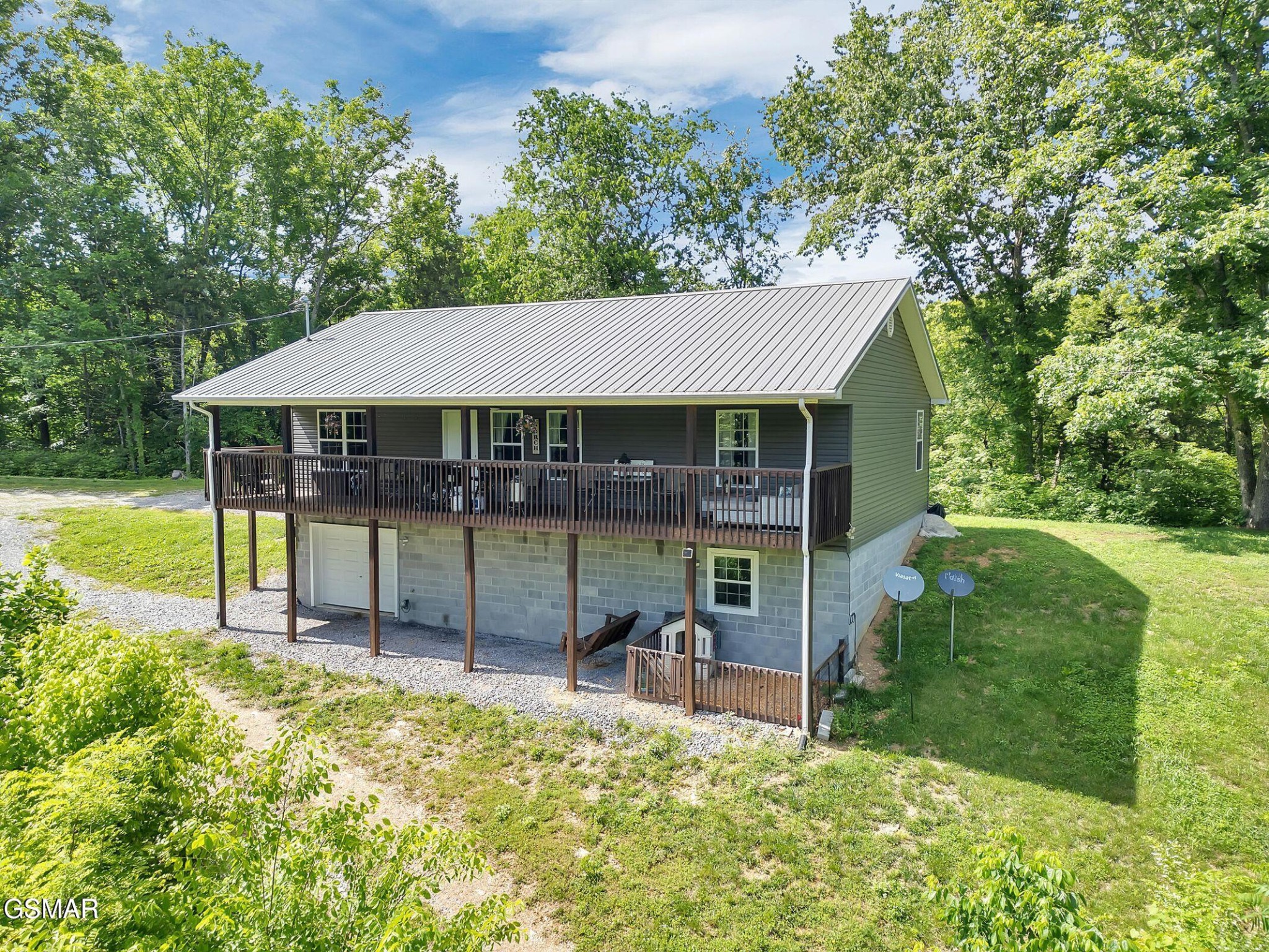 1668 Goodwater Road Bybee, TN 37713 - Photo 4 of 53