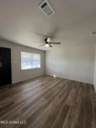$1,500 | 118 Clarence Drive, Gulfport, MS 39503
