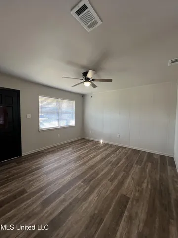 $1,600 | 118 Clarence Drive, Gulfport, MS 39503