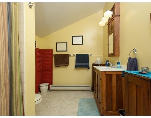 69 Walker Road Wales, MA 01081 - Photo 16 of 30