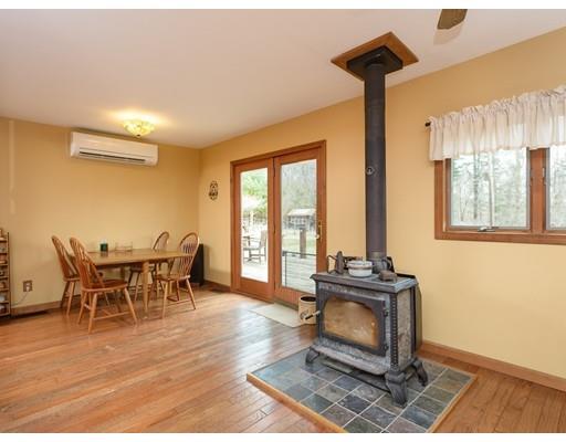 69 Walker Road Wales, MA 01081 - Photo 9 of 30