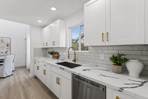 $447,000 | 6207 Rollingbrook Drive, Houston, TX 77096