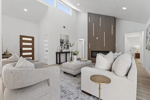 $447,000 | 6207 Rollingbrook Drive, Houston, TX 77096