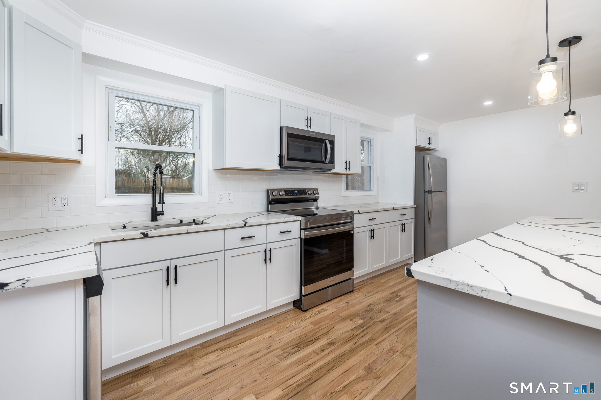 555 Graham Road South Windsor, CT 06074 - Photo 8 of 39