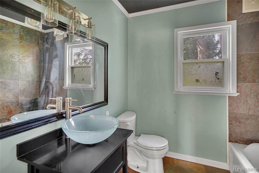 2476 Vandekarr Road Owosso, MI 48867 - Photo 27 of 41