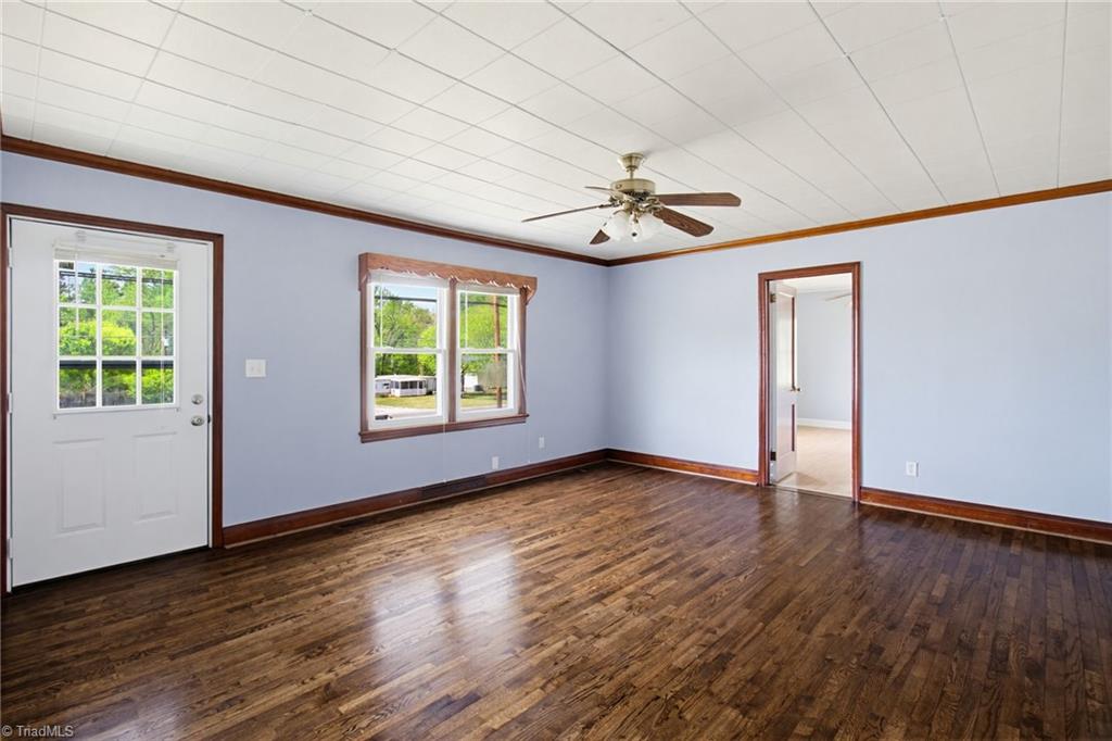 5825 Reynolda Road Winston-Salem, NC 27040 - Photo 6 of 31