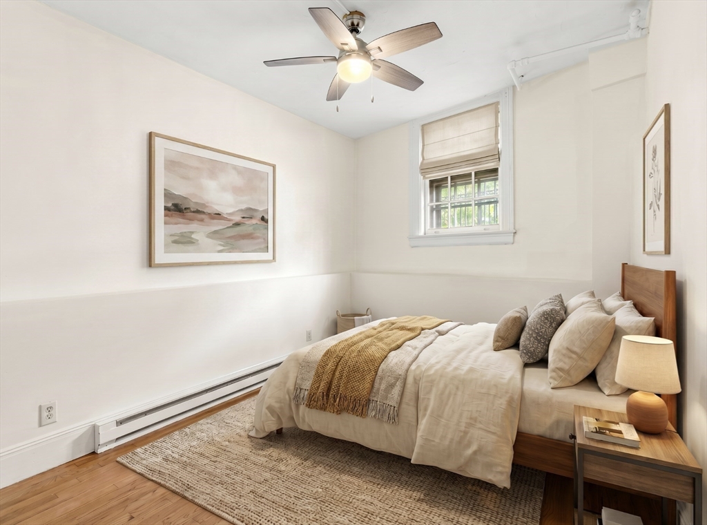 112 Pinckney Street, Unit 4 Boston, MA 02114 - Photo 2 of 27