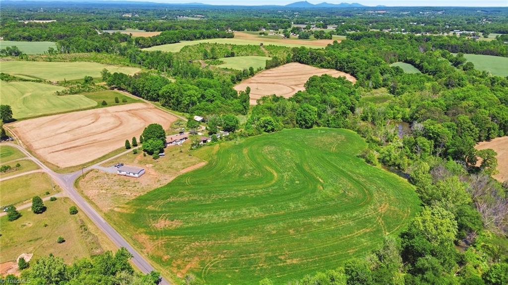 2648 Spencer Road Boonville, NC 27011 - Photo 6 of 12