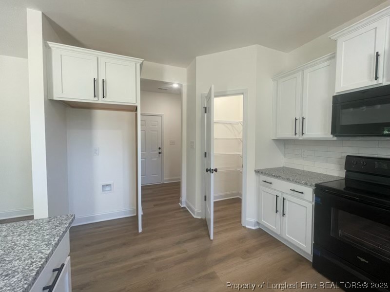 2078 Smith Road Hope Mills, NC 28348 - Photo 7 of 23 Gallery Image 7