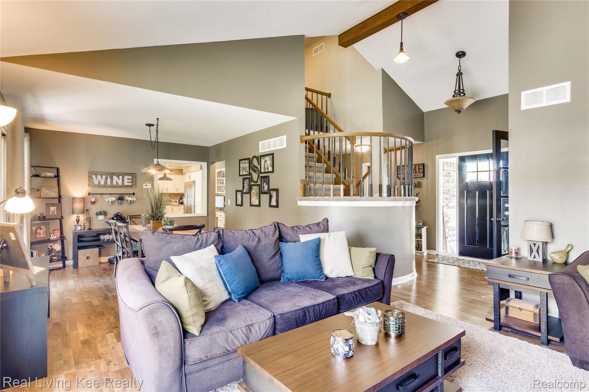 2786 Broadmoor Drive Rochester, MI 48309 - Photo 21 of 70 Interiors (9 of 45).jpg