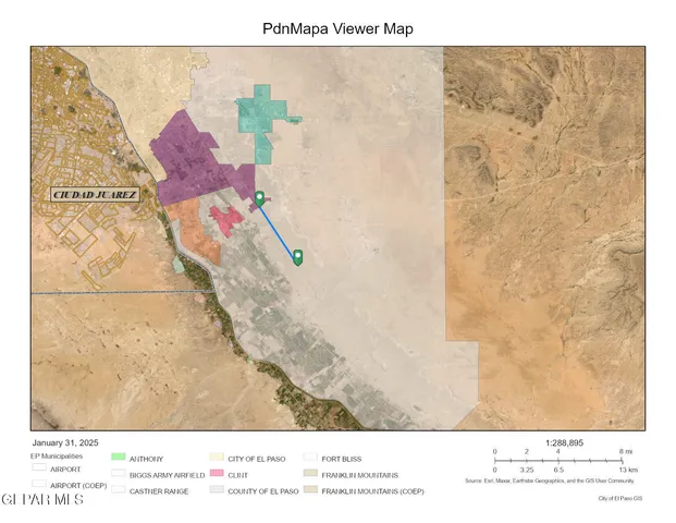 a black and white photo of a couch