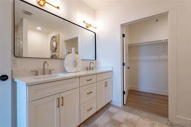 $585,000 | 4925 Robins Circle, Unit 3C, Osage Beach, MO 65065