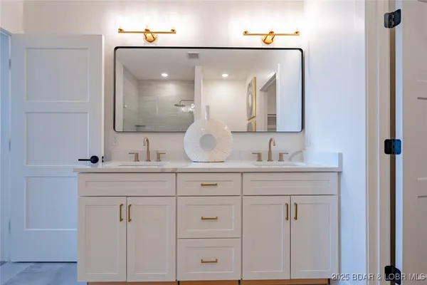 $585,000 | 4925 Robins Circle, Unit 3C, Osage Beach, MO 65065