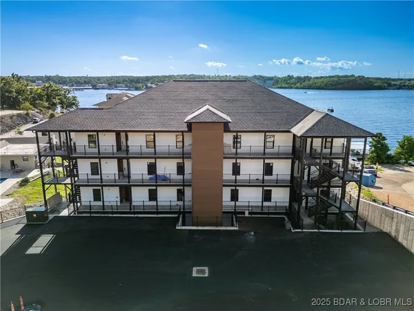 $585,000 | 4925 Robins Circle, Unit 3C, Osage Beach, MO 65065