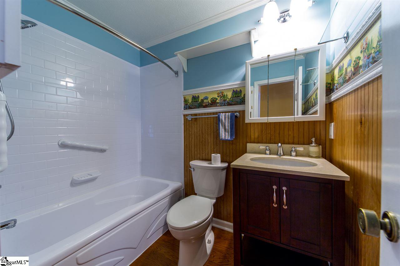 110 Inn Circle Fountain Inn, SC 29644 - Photo 24 of 36