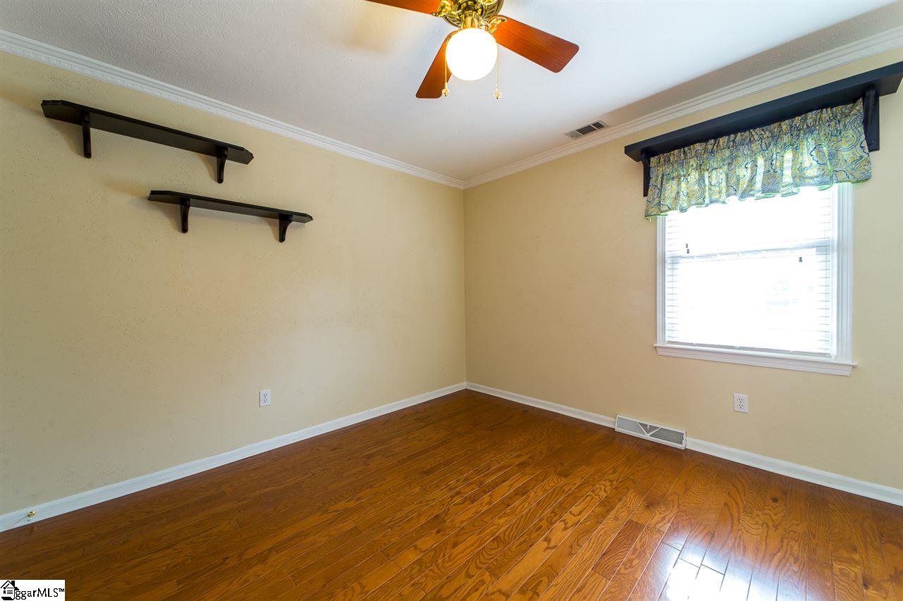 110 Inn Circle Fountain Inn, SC 29644 - Photo 25 of 36