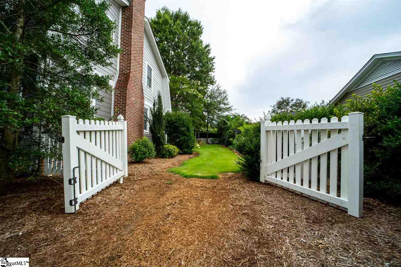 110 Inn Circle Fountain Inn, SC 29644 - Photo 29 of 36