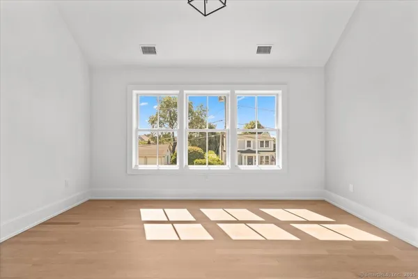 $2,199,000 | 108 Gregory Boulevard, Norwalk, CT 06855