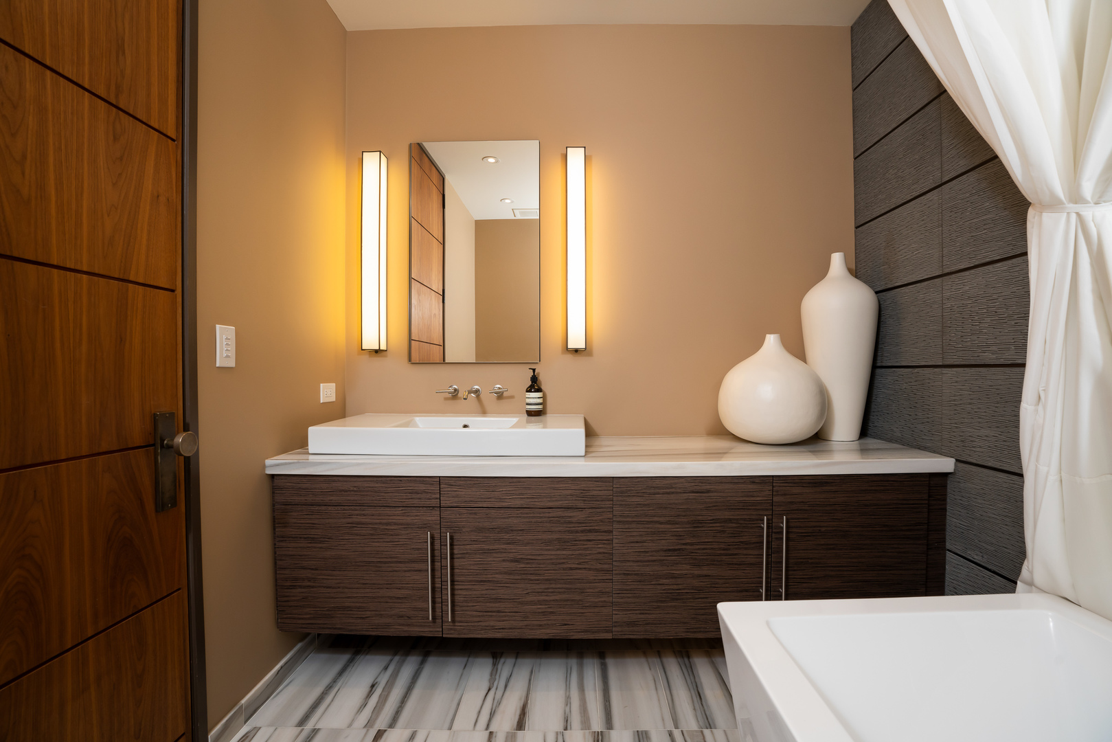 175 East Delaware Place, Unit 9210 Chicago, IL 60611 - Photo 41 of 66