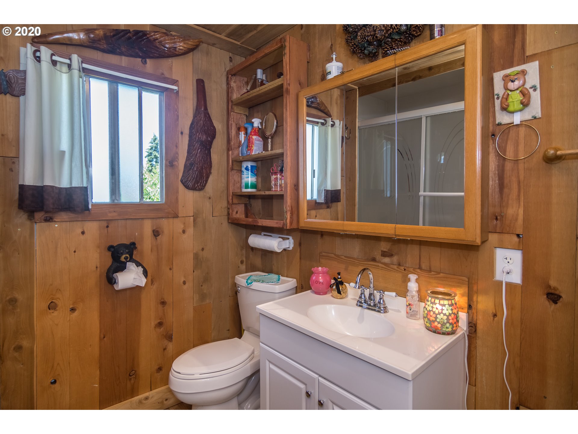 2092 Austin Road Roseburg, OR 97471 - Photo 14 of 32
