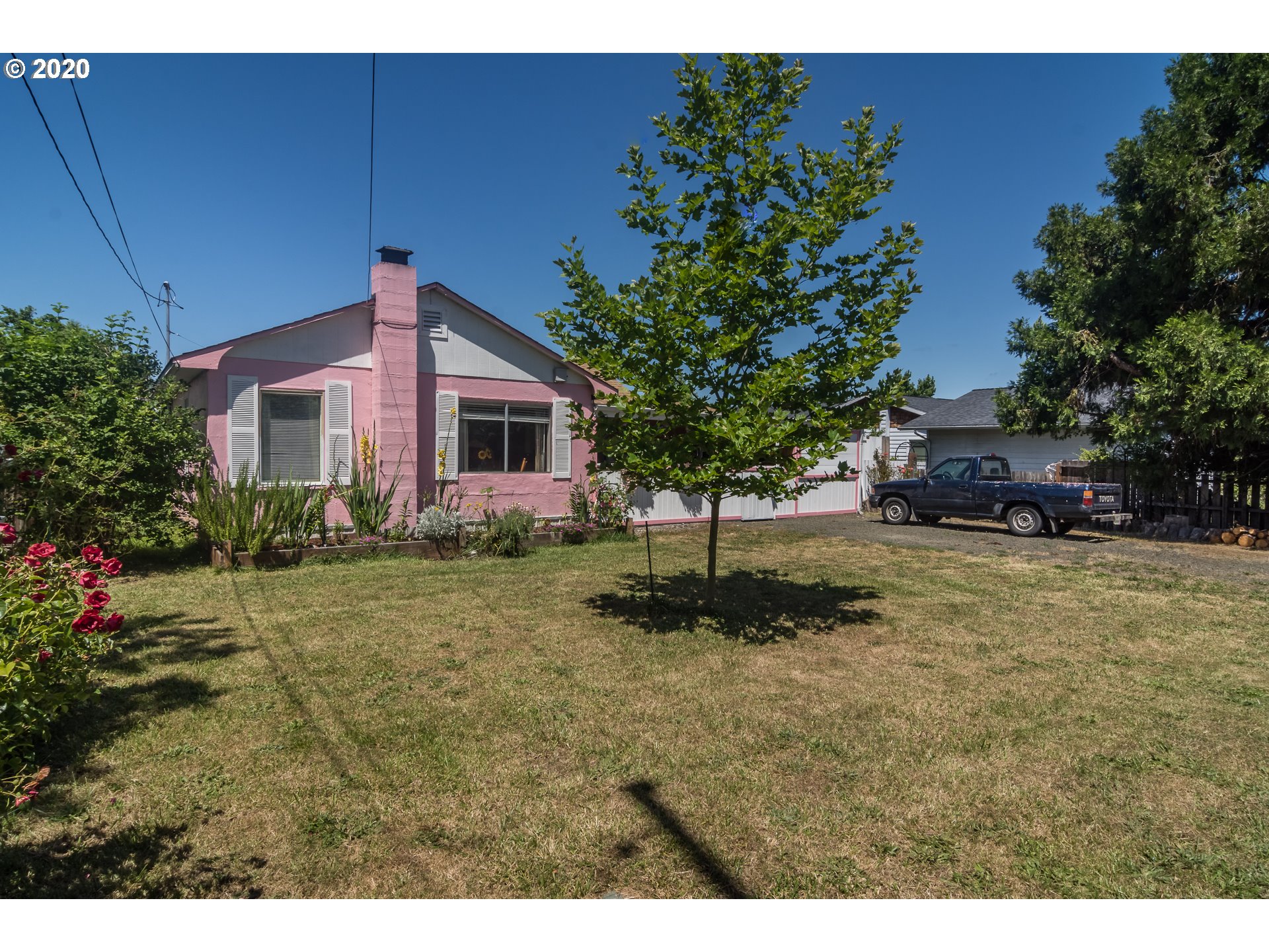 2092 Austin Road Roseburg, OR 97471 - Photo 3 of 32