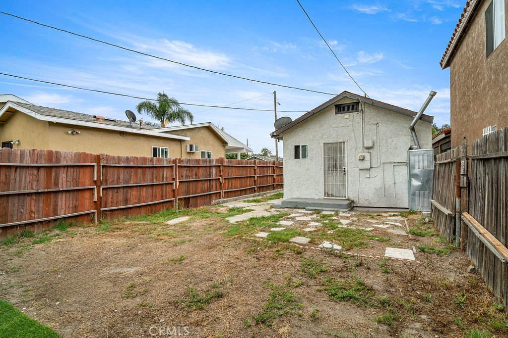 2015 Wayside Street Compton, CA 90222 - Photo 19 of 27 a view of a backyard