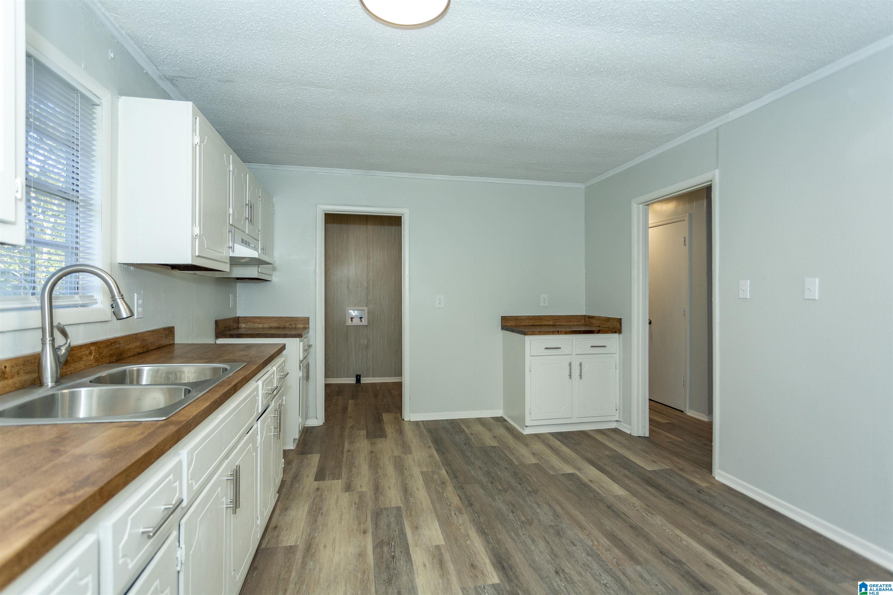 724 Illinois Road Birmingham, AL 35221 - Photo 17 of 33