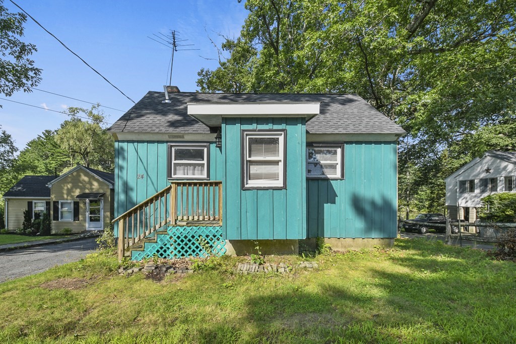 24 Bernard Road Grafton, MA 01536 - Photo 2 of 27 Gallery Image 2