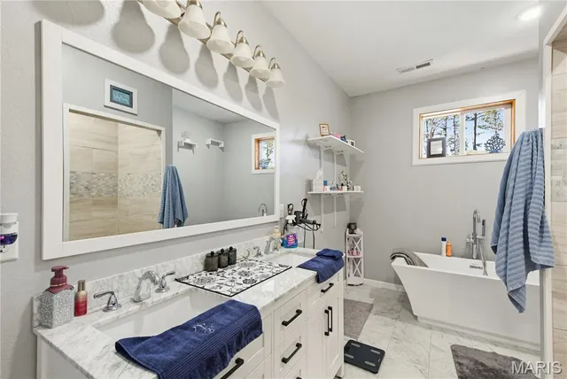 $350,000 | 243 Big Pine Road, Doniphan, MO 63935