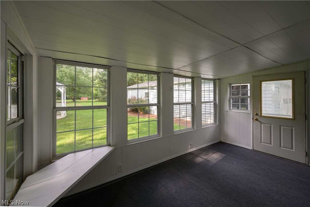 6076 Highland Road Cleveland, OH 44143 - Photo 23 of 25