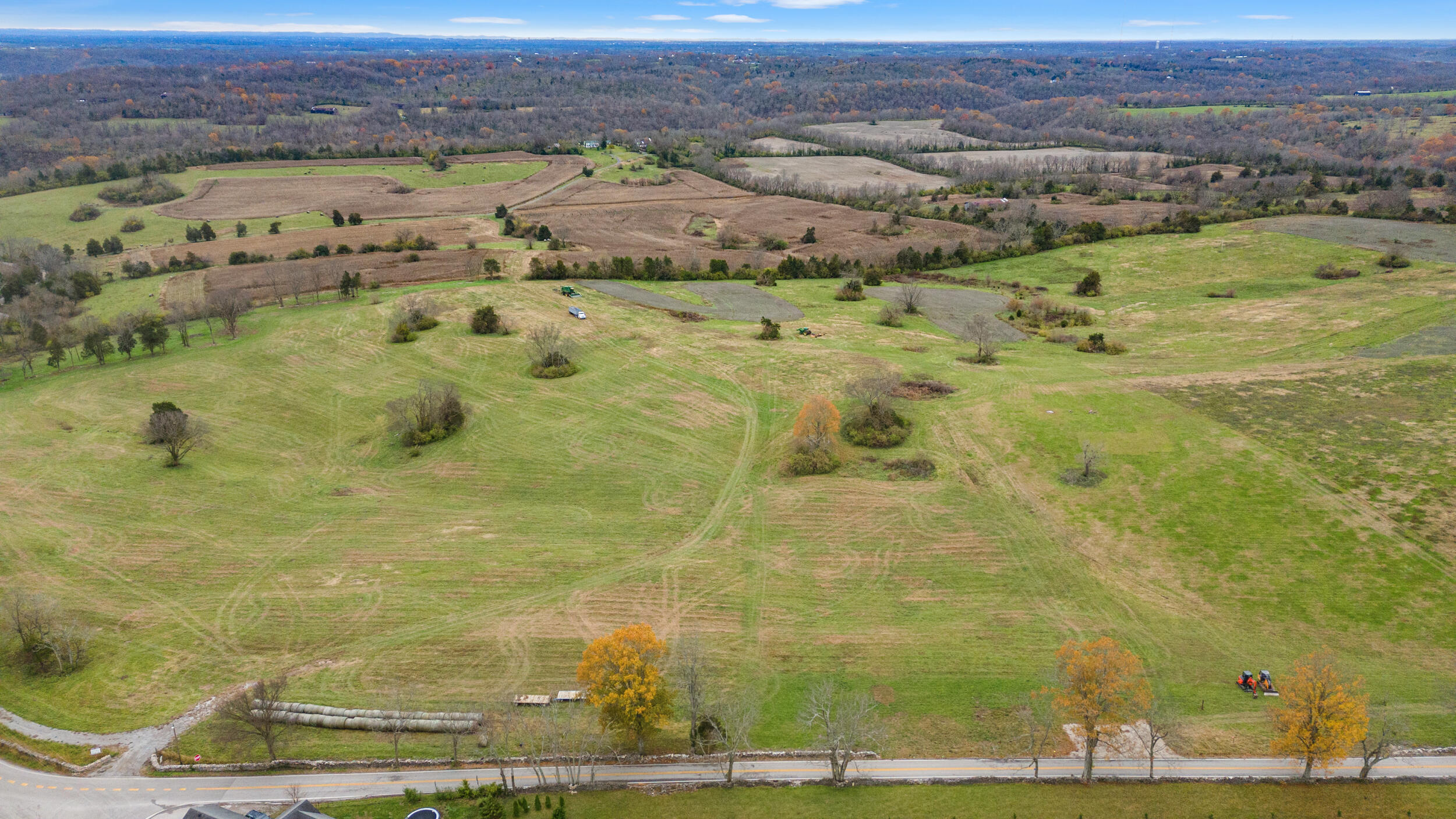 2292 Athens Boonesboro Road Winchester, KY 40391 - Photo 3 of 4 17_dji_20241122130545_0019_d