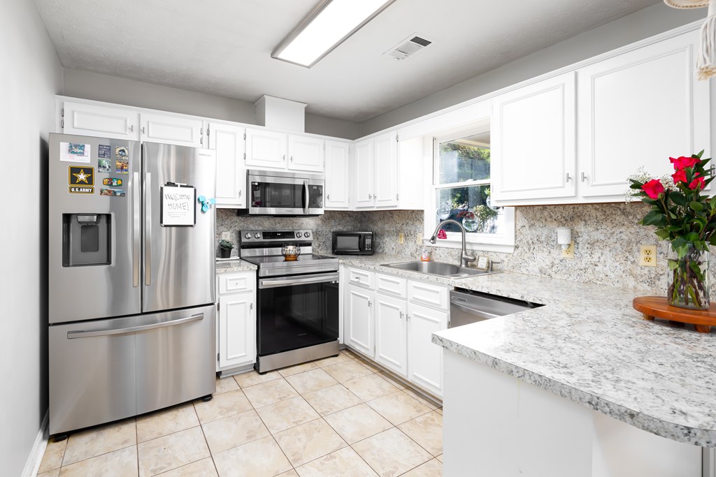 1168 Lee Road Phenix City, AL 36870 - Photo 19 of 28 Gallery Image 19