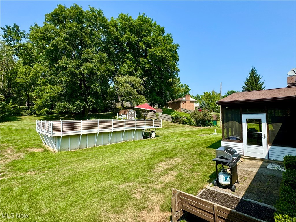 6345 Melody Road Northeast Canton, OH 44721 - Photo 8 of 8 View of yard