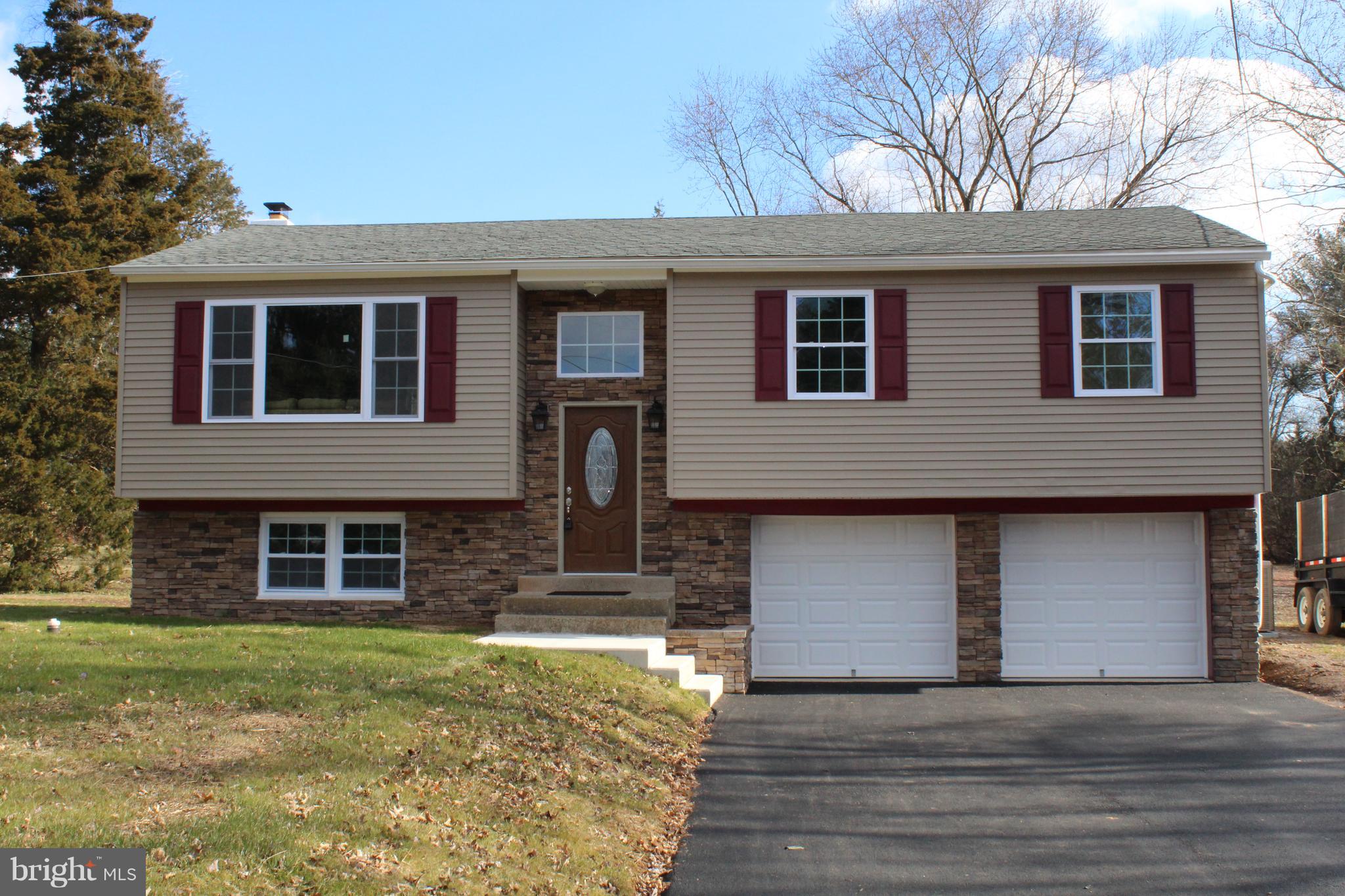 12 Brookline Road Warminster, PA 18974 - Photo 1 of 24 Front Exterior
