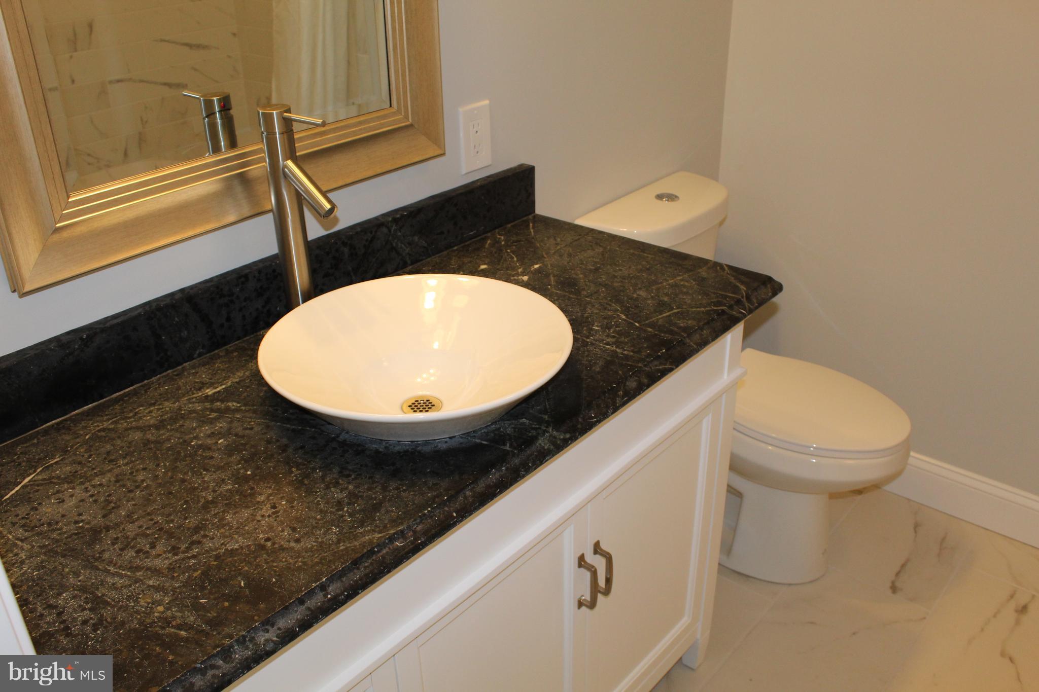 12 Brookline Road Warminster, PA 18974 - Photo 16 of 24 Hall Full Bath