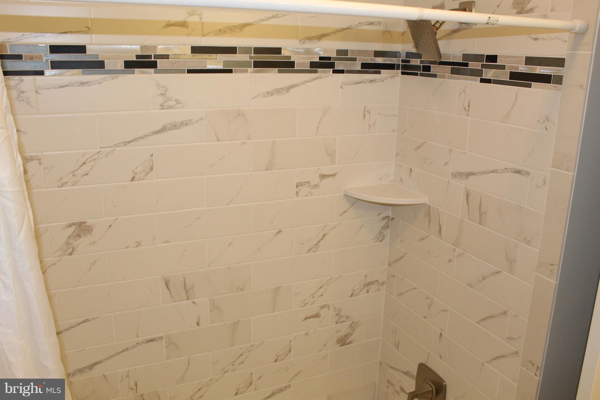 12 Brookline Road Warminster, PA 18974 - Photo 17 of 24 Hall Full Bath with Tub