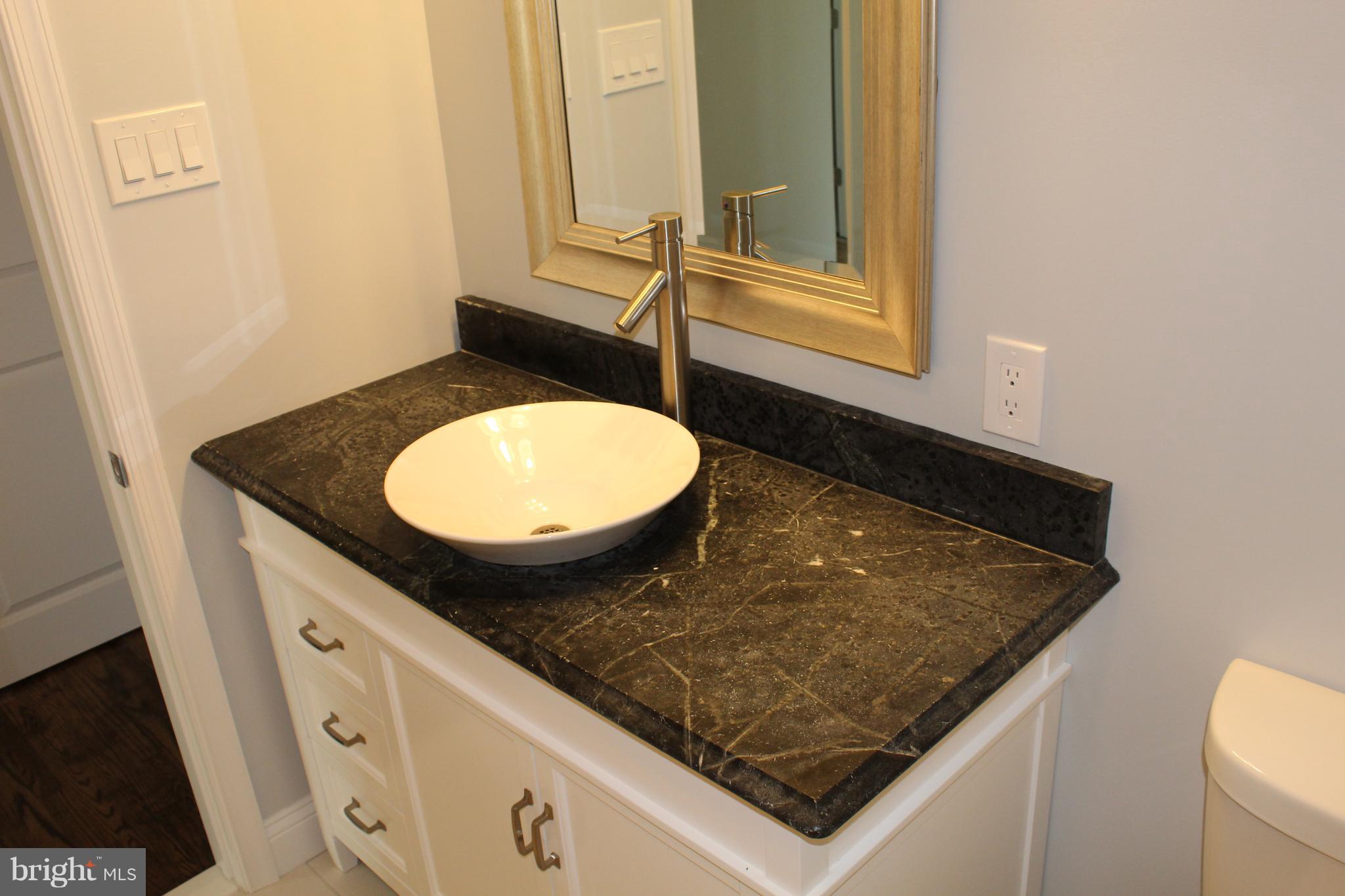 12 Brookline Road Warminster, PA 18974 - Photo 18 of 24 Hall Full Bath