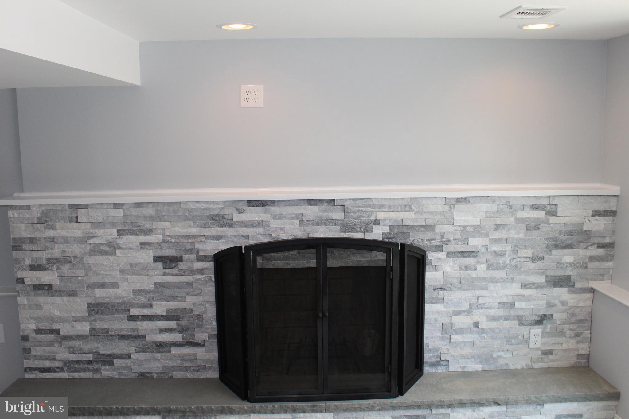 12 Brookline Road Warminster, PA 18974 - Photo 9 of 24 Wood Burning Fireplace