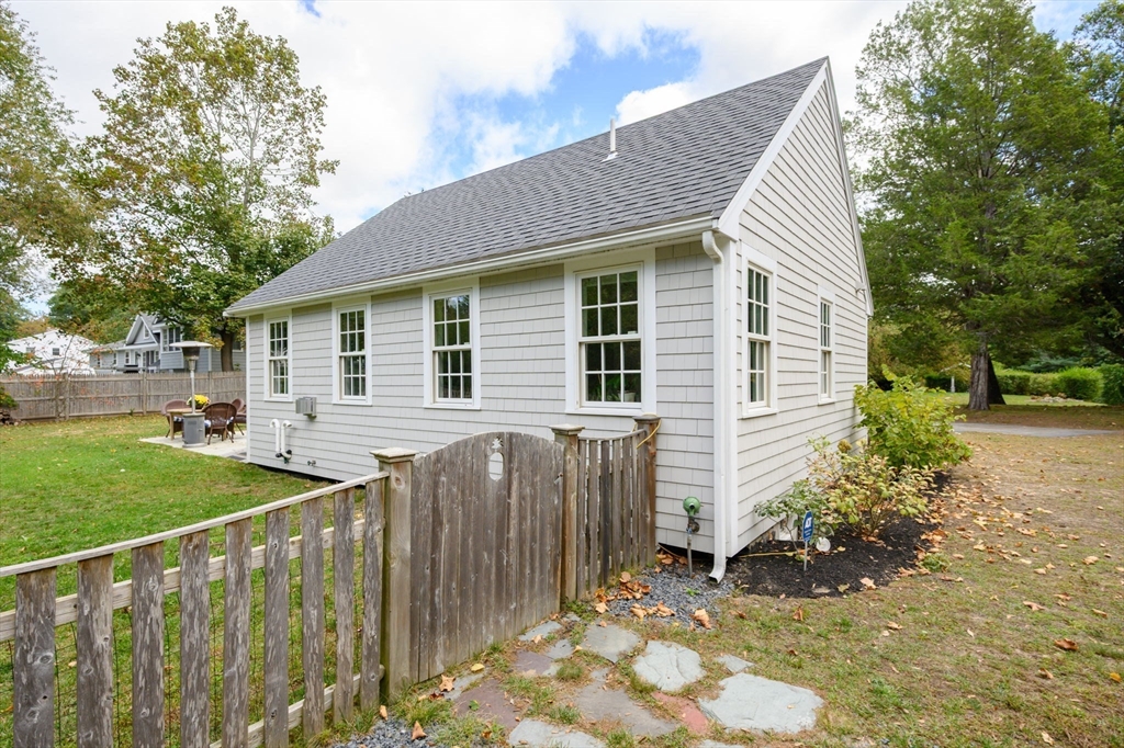 2 Hoover Road Hingham, MA 02043 - Photo 34 of 42 a front view of a house with garden