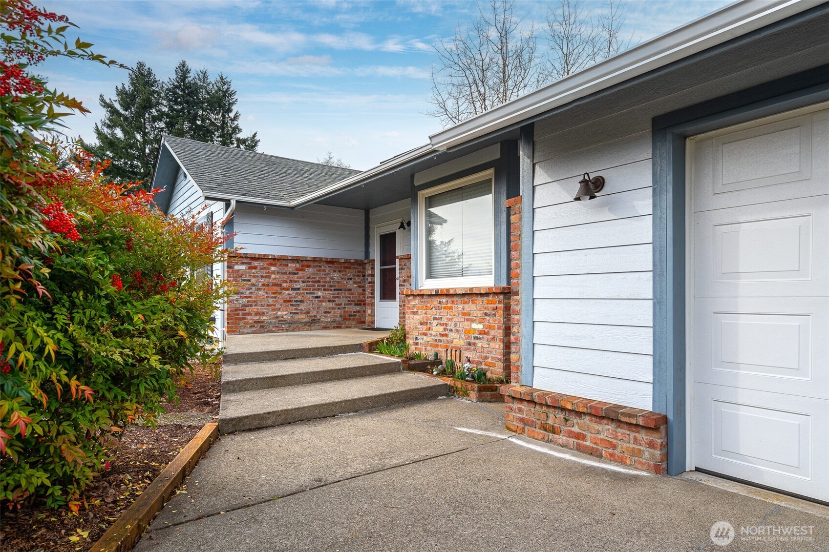 759 Nevil Road Winlock, WA 98596 - Photo 2 of 34