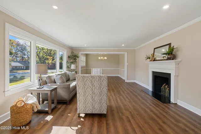 $439,500 | 4401 Country Club Drive North, Wilson, NC 27896