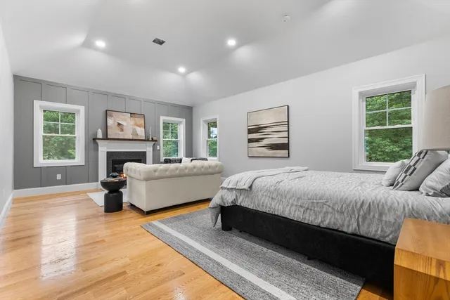 $1,494,500 | 345 Cambridge Street, Burlington, MA 01803