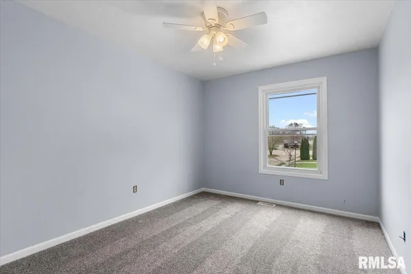 $245,000 | 160 Lebeau Street, New Berlin, IL 62670