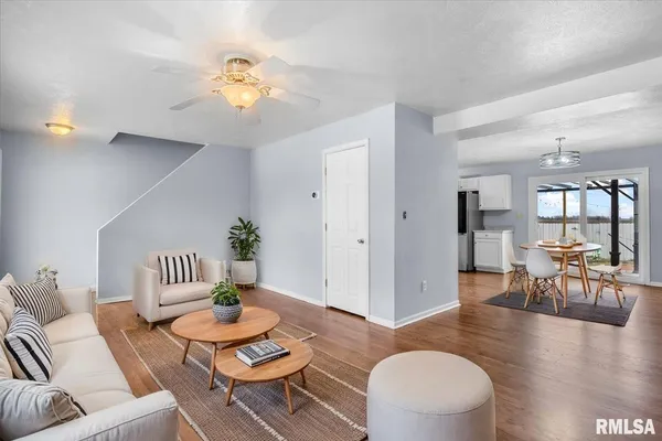 $259,900 | 160 Lebeau Street, New Berlin, IL 62670