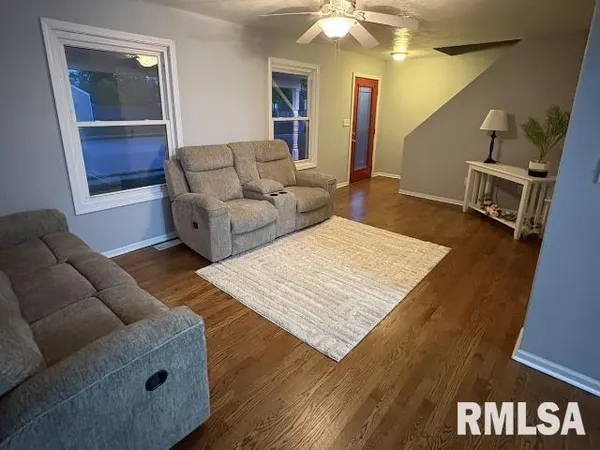 $245,000 | 160 Lebeau Street, New Berlin, IL 62670