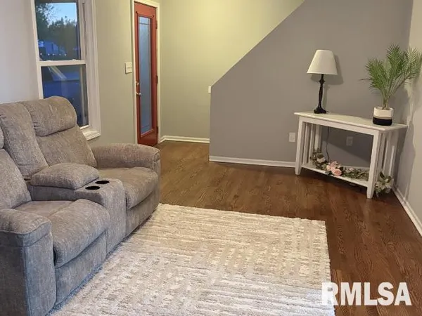 $245,000 | 160 Lebeau Street, New Berlin, IL 62670